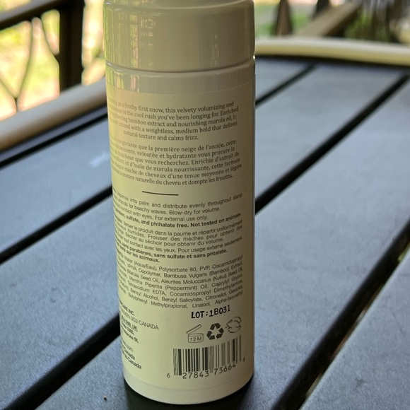 Secrets in the SNOW Soft Styling Foam - Picture 4 of 11